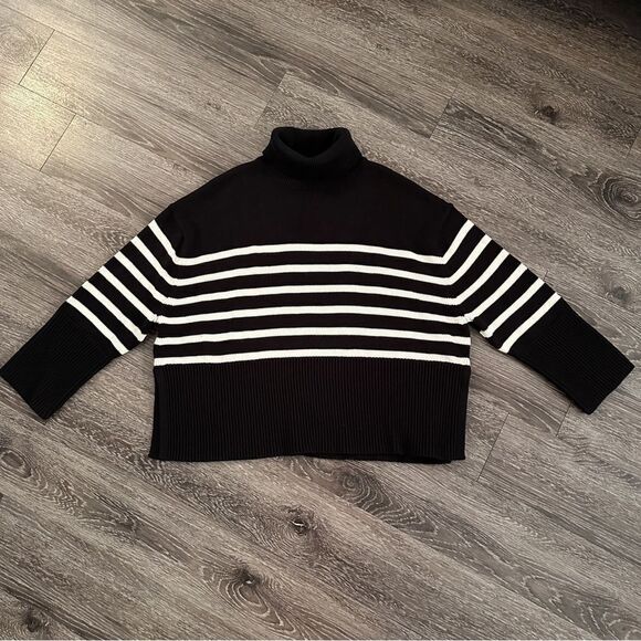 Gap Sweaters Gap 24/7 Split-Hem Turtleneck in Black & White Breton Stripe - Picture 1 of 7